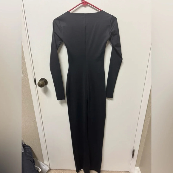 SKIMS BLACK LONG SLEEVE LONG SLIP DRESS - Picture 4 of 6